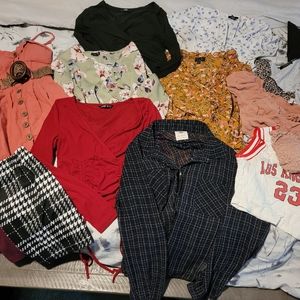 15pc Clothing Bundle S/M